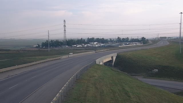 Traffic Cam StoneGate Landing: Hwy 201: Deerfoot Trail South to Stoney Trail East