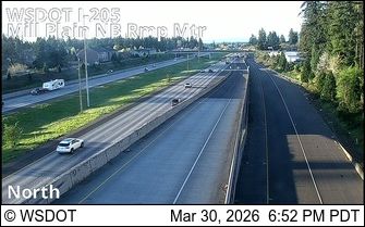 Traffic Cam Vancouver › North: I-205 at MP 28.6: Millplain Ramp Meter NB