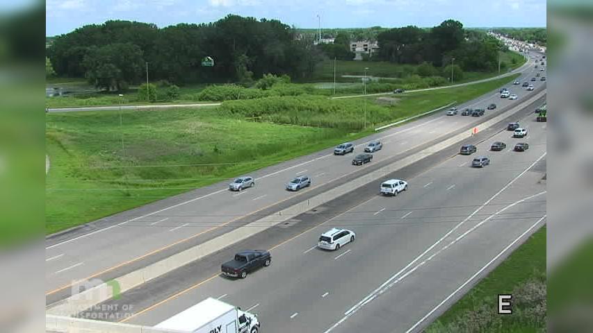 Traffic Cam Brooklyn Park: I-94: I-94 EB @ Boone Ave