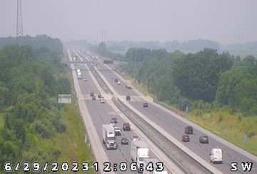 Traffic Cam Idlewold: I-69: 1-069-217-6-1 S OF SR