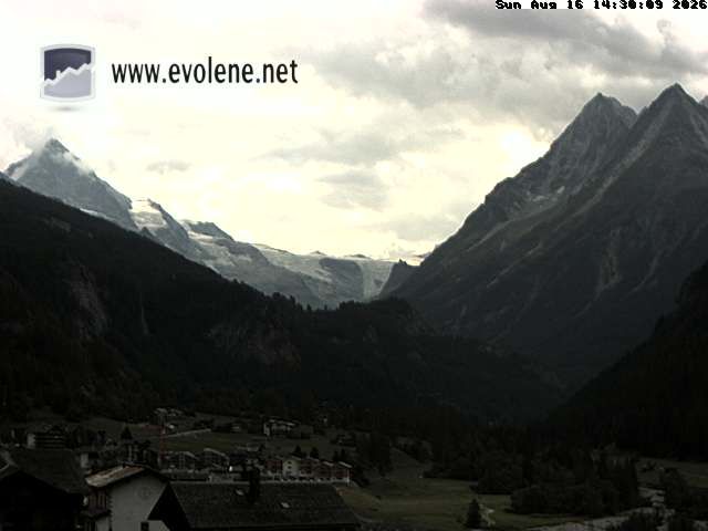 Evolène › Südosten: Grande Dent de Veisivi - Dent Blanche