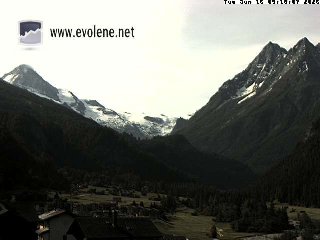 Evolène › Südosten: Grande Dent de Veisivi - Dent Blanche