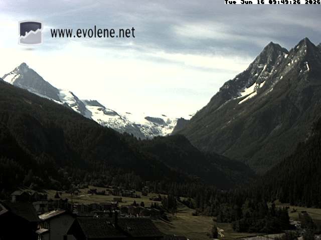 Evolène › Südosten: Grande Dent de Veisivi - Dent Blanche