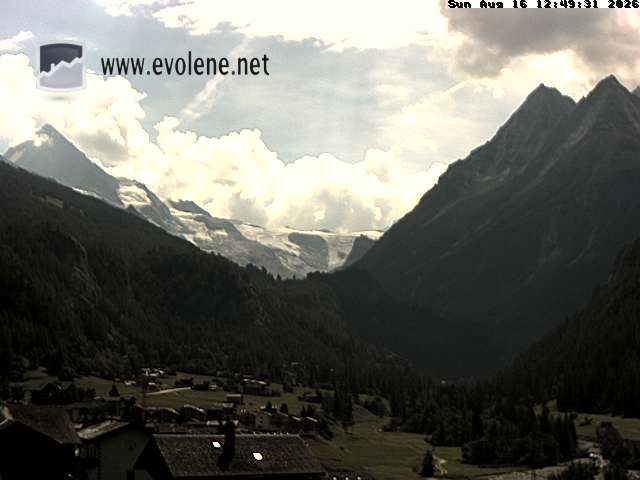 Evolène › Südosten: Grande Dent de Veisivi - Dent Blanche