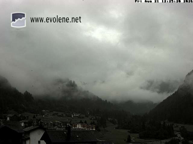Evolène › Südosten: Grande Dent de Veisivi - Dent Blanche