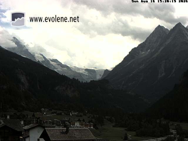 Evolène › Südosten: Grande Dent de Veisivi - Dent Blanche