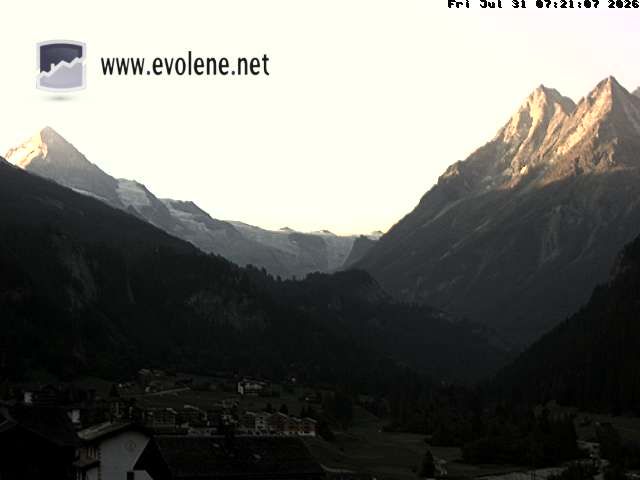 Evolène › Südosten: Grande Dent de Veisivi - Dent Blanche