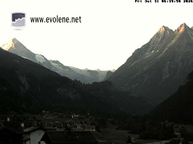 Evolène › Südosten: Grande Dent de Veisivi - Dent Blanche