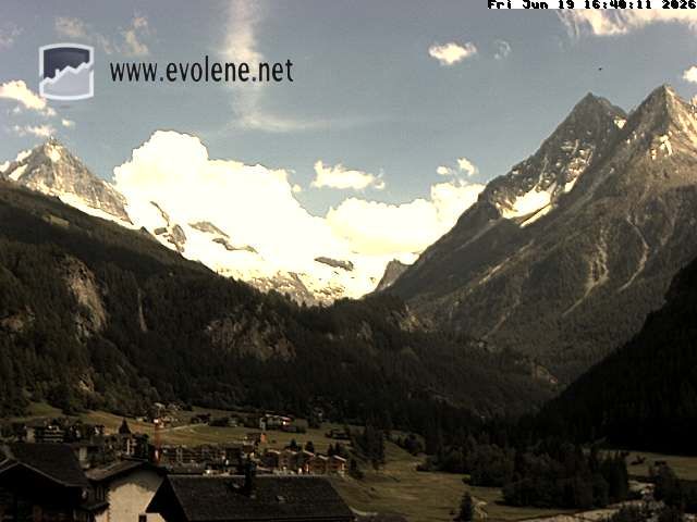 Evolène › Südosten: Grande Dent de Veisivi - Dent Blanche