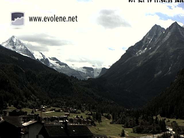 Evolène › Südosten: Grande Dent de Veisivi - Dent Blanche