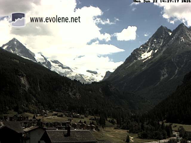Evolène › Südosten: Grande Dent de Veisivi - Dent Blanche
