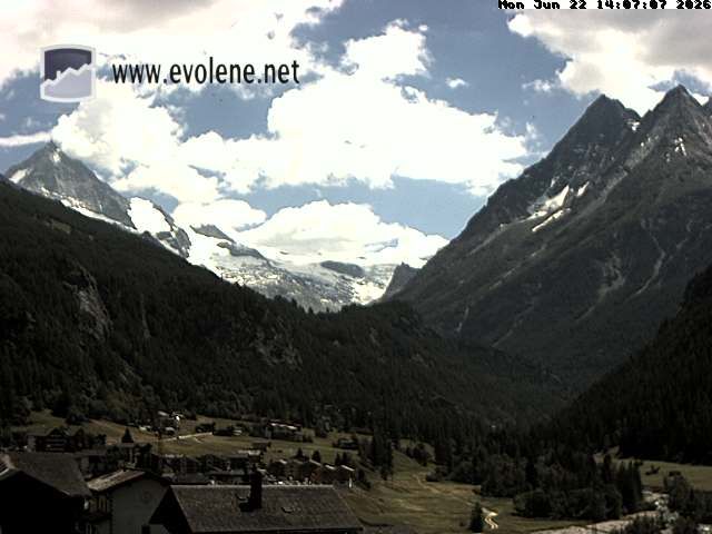 Evolène › Südosten: Grande Dent de Veisivi - Dent Blanche