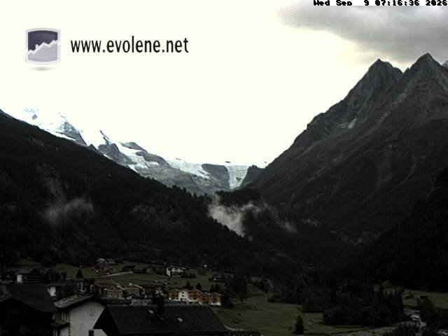 Evolène › Südosten: Grande Dent de Veisivi - Dent Blanche
