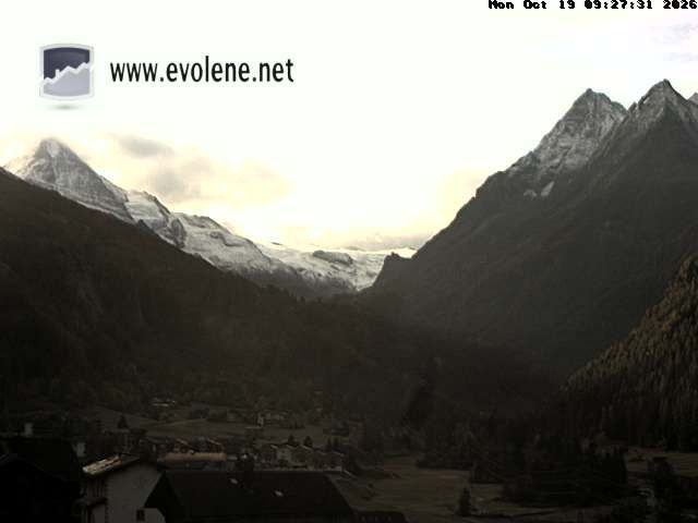 Evolène › Südosten: Grande Dent de Veisivi - Dent Blanche