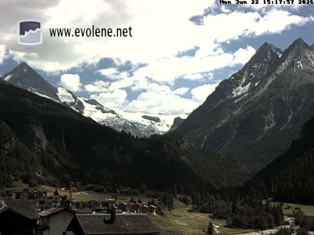 Evolène › Südosten: Grande Dent de Veisivi - Dent Blanche