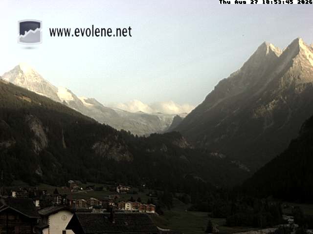 Evolène › Südosten: Grande Dent de Veisivi - Dent Blanche