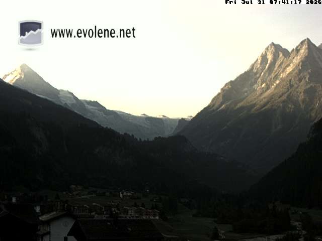 Evolène › Südosten: Grande Dent de Veisivi - Dent Blanche