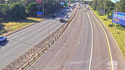 Sydney: Live traffic camera - General Holmes Drive