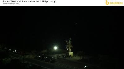 immagine della webcam nei dintorni di Pedara: webcam Santa Teresa di Riva