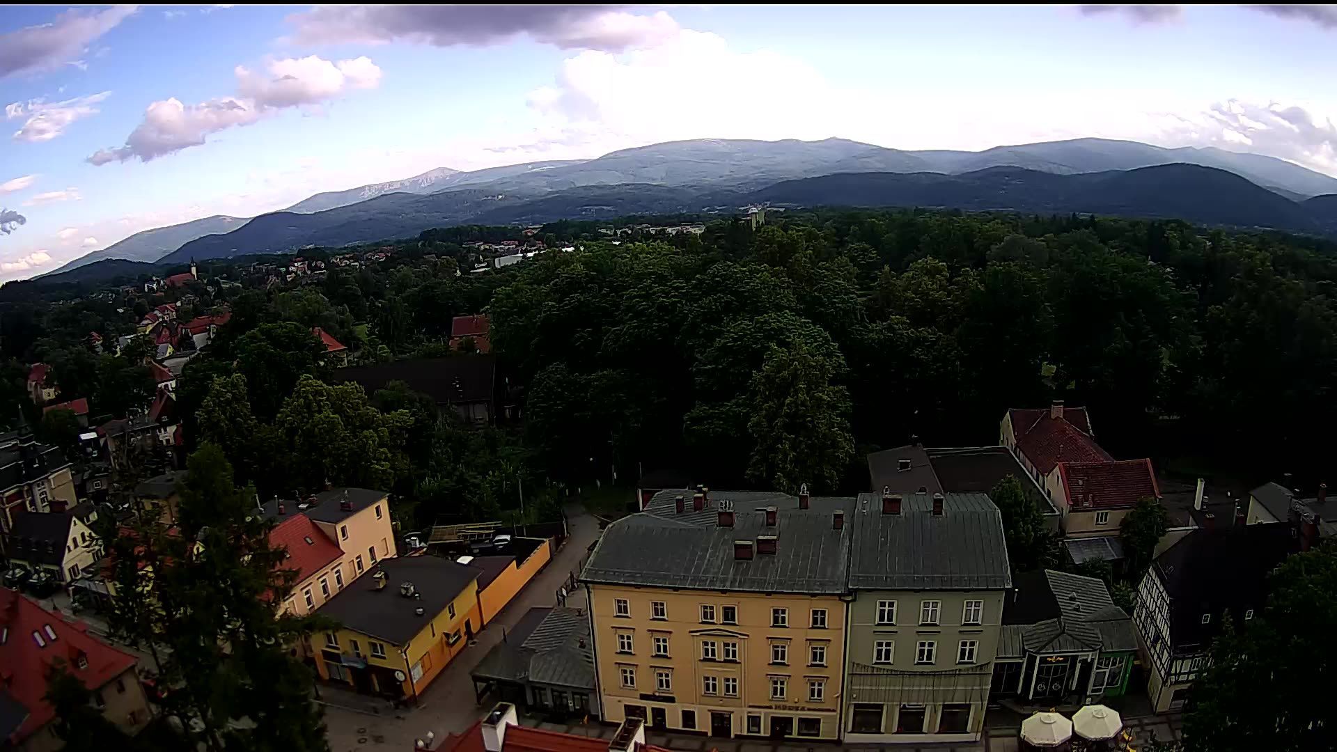 Traffic Cam Jelenia Gora: plac Piastowski