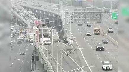 Traffic Cam New York › West: I-278 at East 149th Street