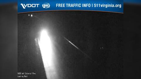 Traffic Cam York Terrace: I-64 - MM 241.77 - EB - 1.0 Mi past Colonial Pkwy overpass