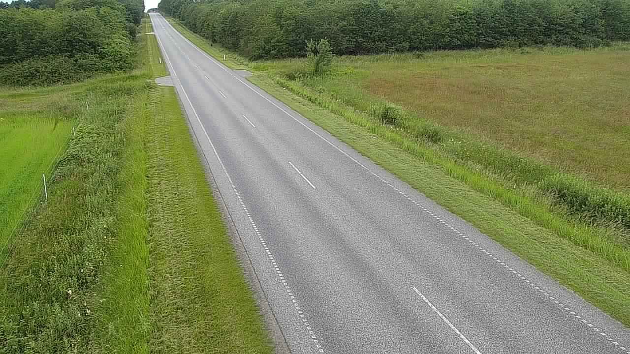 Traffic Cam Skraem › West: Rute 11 Fjerritslev V
