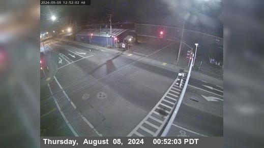 Traffic Cam Arcata: HUM-255: K St - Looking East toward H