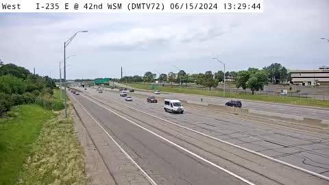 Traffic Cam West Des Moines: DM - I-235 @ 42nd WDM (72)