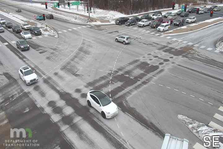 Traffic Cam Oak Park Heights: T.H.36 WB @ Oakgreen Ave