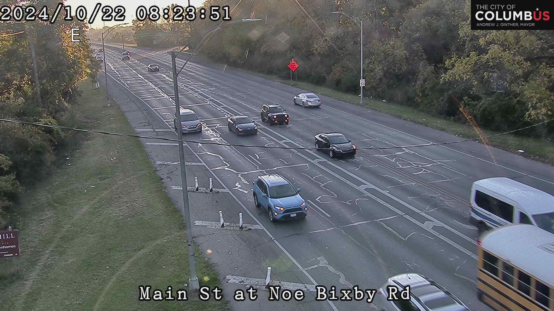 Traffic Cam Columbus: City of - Main St at Noe Bixby Rd