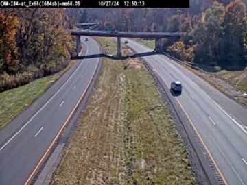 Traffic Cam Sodom › East: I84me-at_Ex68(I684sb)-mm68.09
