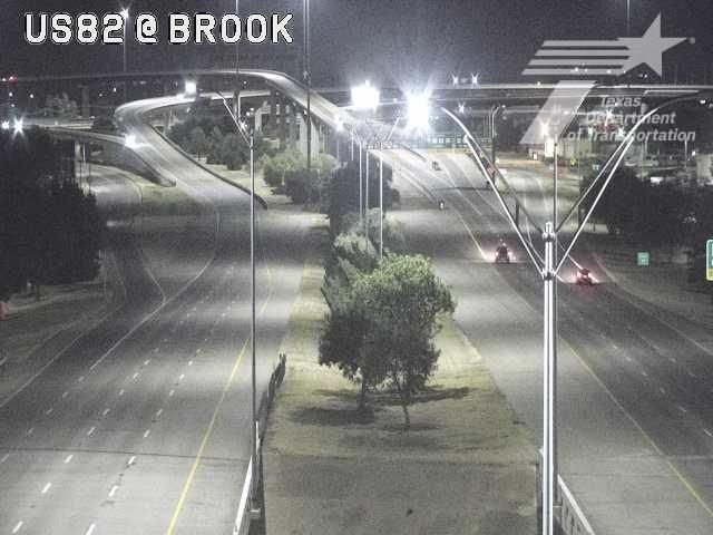 Traffic Cam Wichita Falls › East: US 82 @ Brook