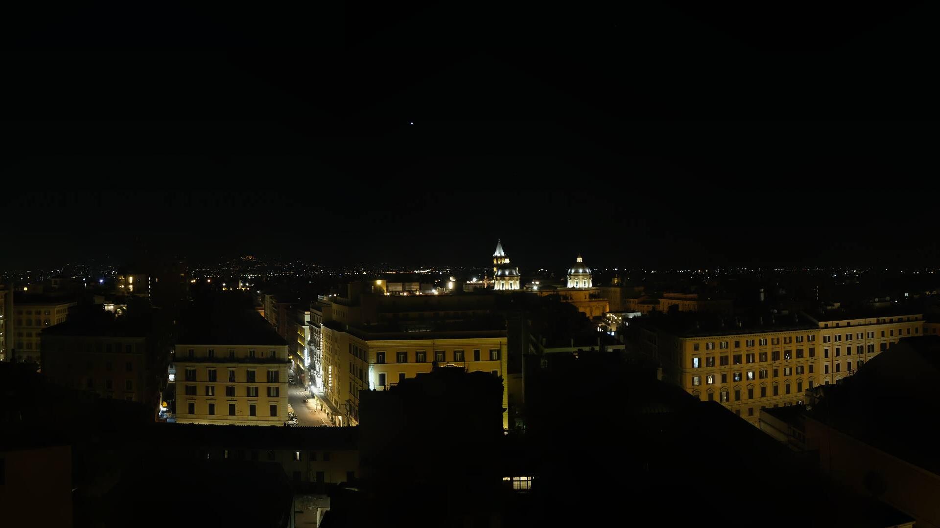 Webcam Roma, Piazza della Repubblica - Anantara Palazzo Naiadi Rome Hotel