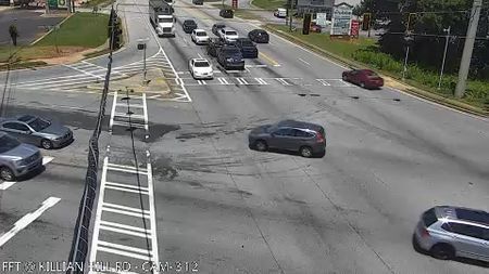 Traffic Cam Lilburn Village: 112338--2