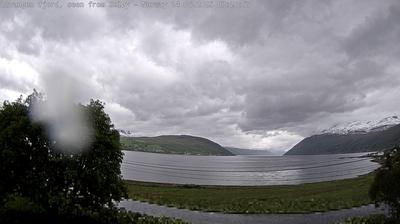 Lavangen Bay: Coastal Landscape & Weather