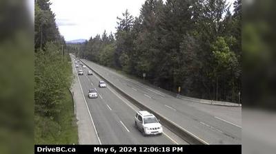 Tageslicht webcam ansicht von Mill Bay › North: Vancouver Island, Hwy 1 south of − Rd Overpass at the Bamberton Park Ent