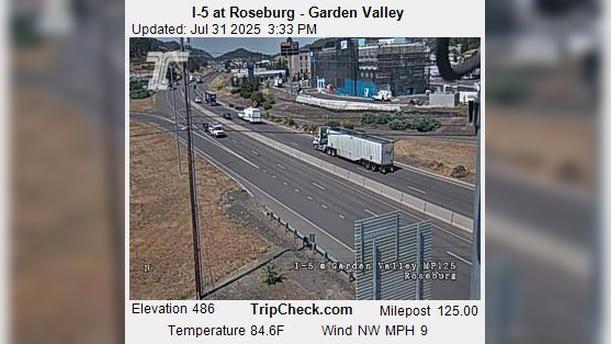 Traffic Cam Roseburg: I-5 at - Garden Valley