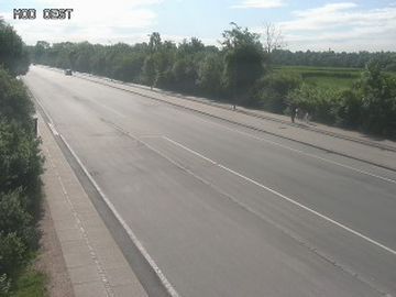 Traffic Cam Utterslev › East: Grønnemose Alle - Ø