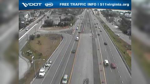 Traffic Cam Norfolk: I-64 - MM 272 - HRBT - Willoughby Tower