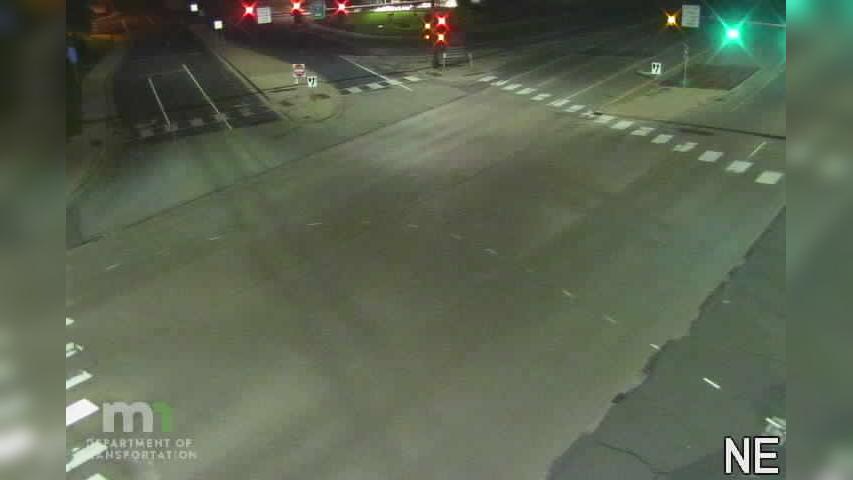 Traffic Cam Chanhassen: T.H.5 EB @ Great Plains Blvd