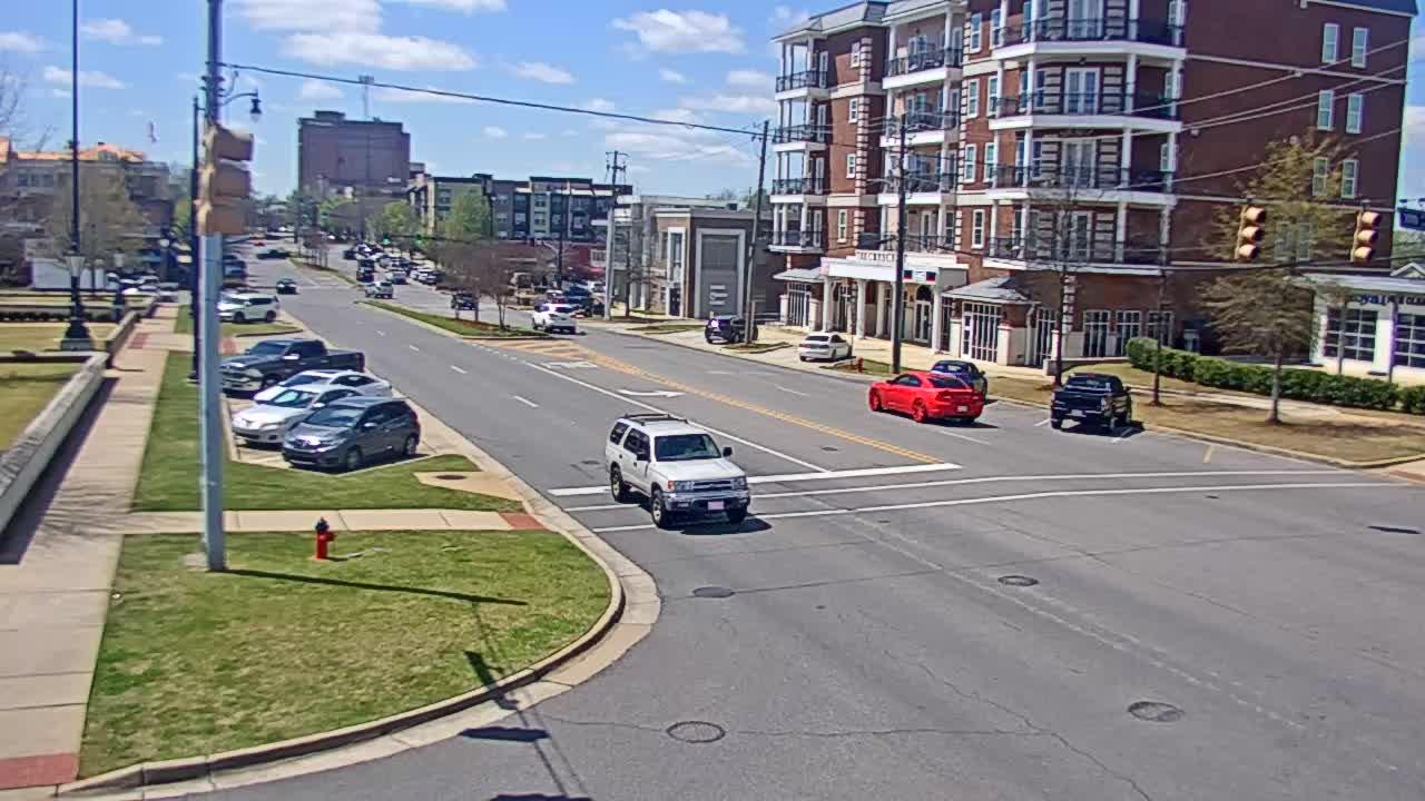 Traffic Cam West End › West: TUS-CAM-University-th