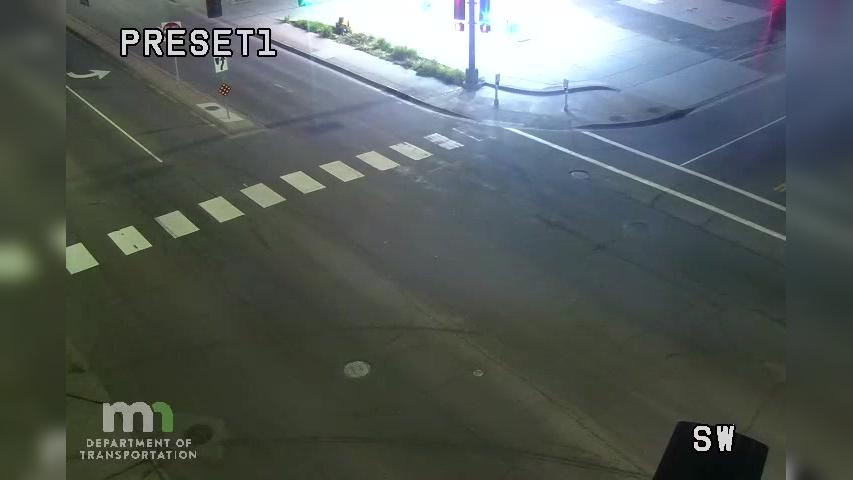 Traffic Cam West St. Paul: Robert St NB @ Moreland Ave
