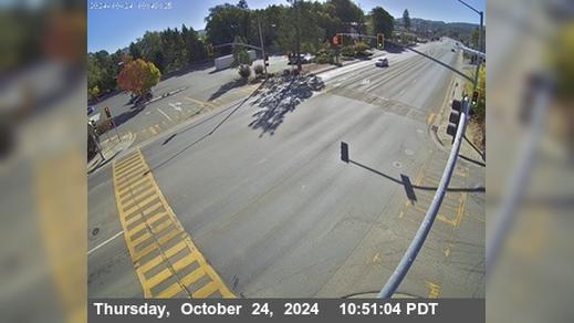 Traffic Cam Willits: SR20: Holly St