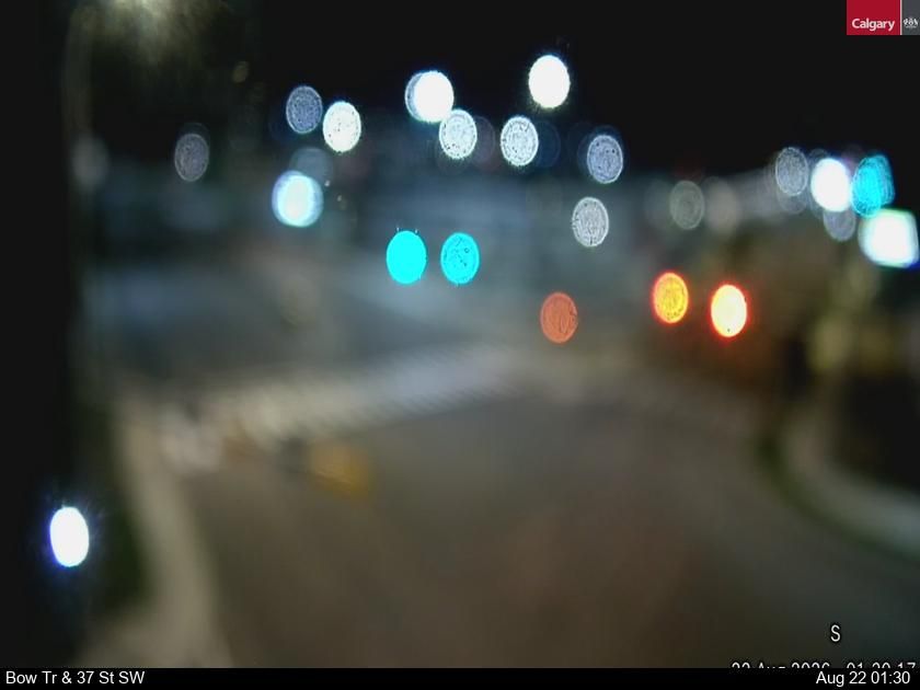 Traffic Cam Spruce Cliff: Bow Trail - 37 Ave SW