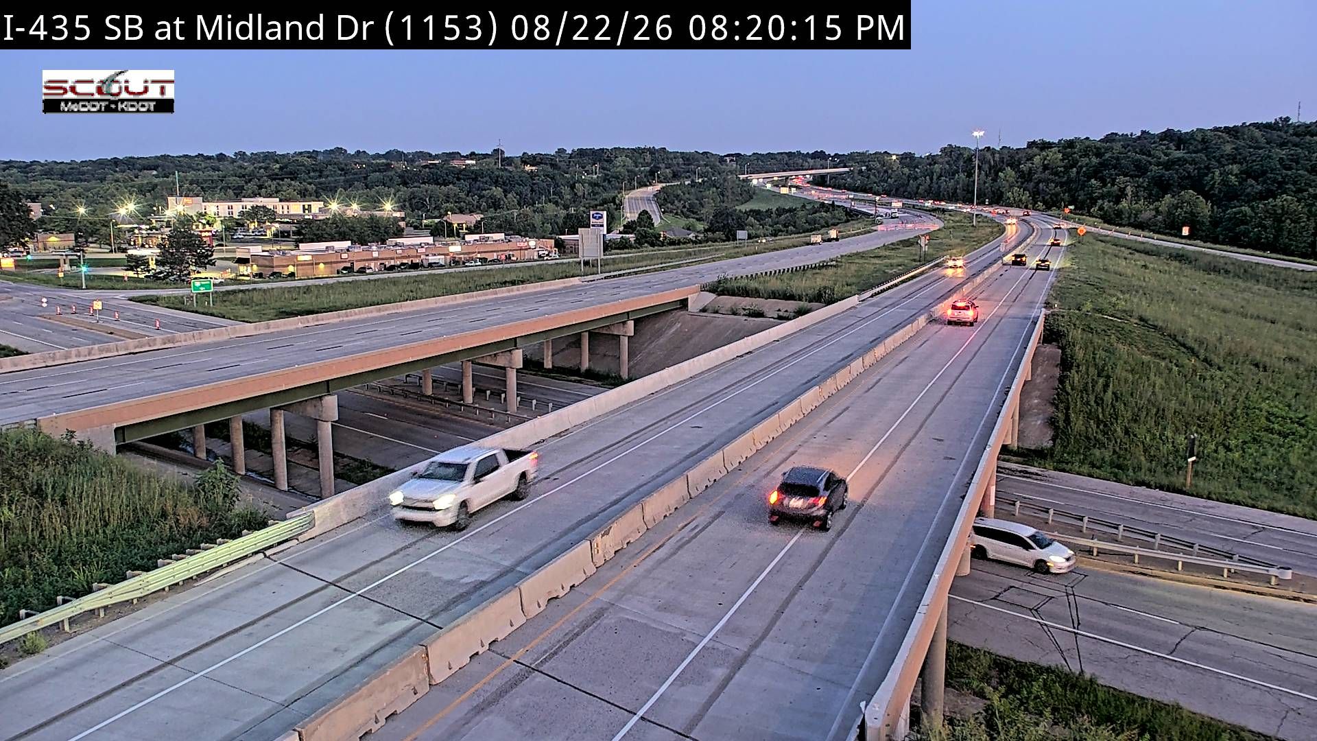 Traffic Cam Shawnee: I- SB @ Midland Dr