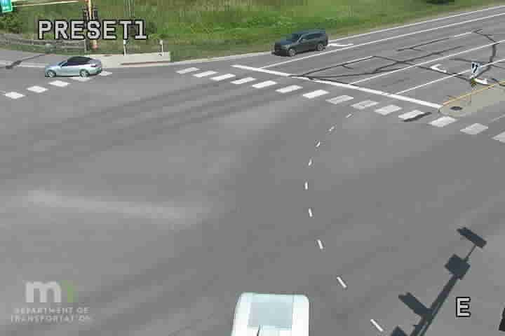 Traffic Cam Medina: MN 55: T.H.55 EB @ Arrowhead Dr