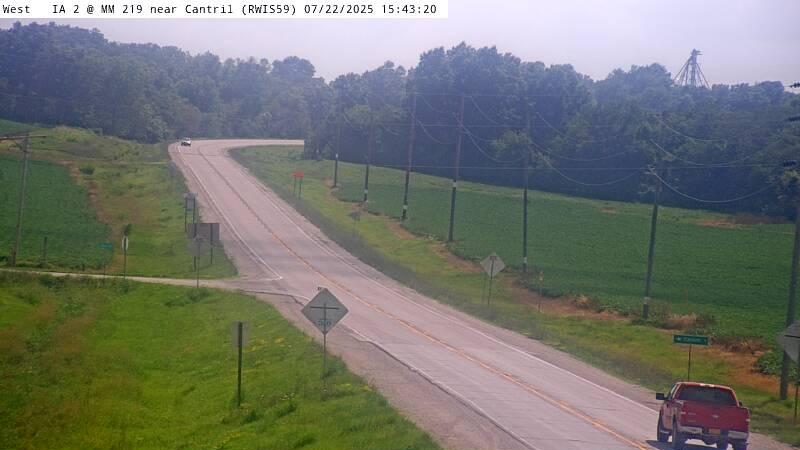 Traffic Cam Cantril: R59: West Zoom