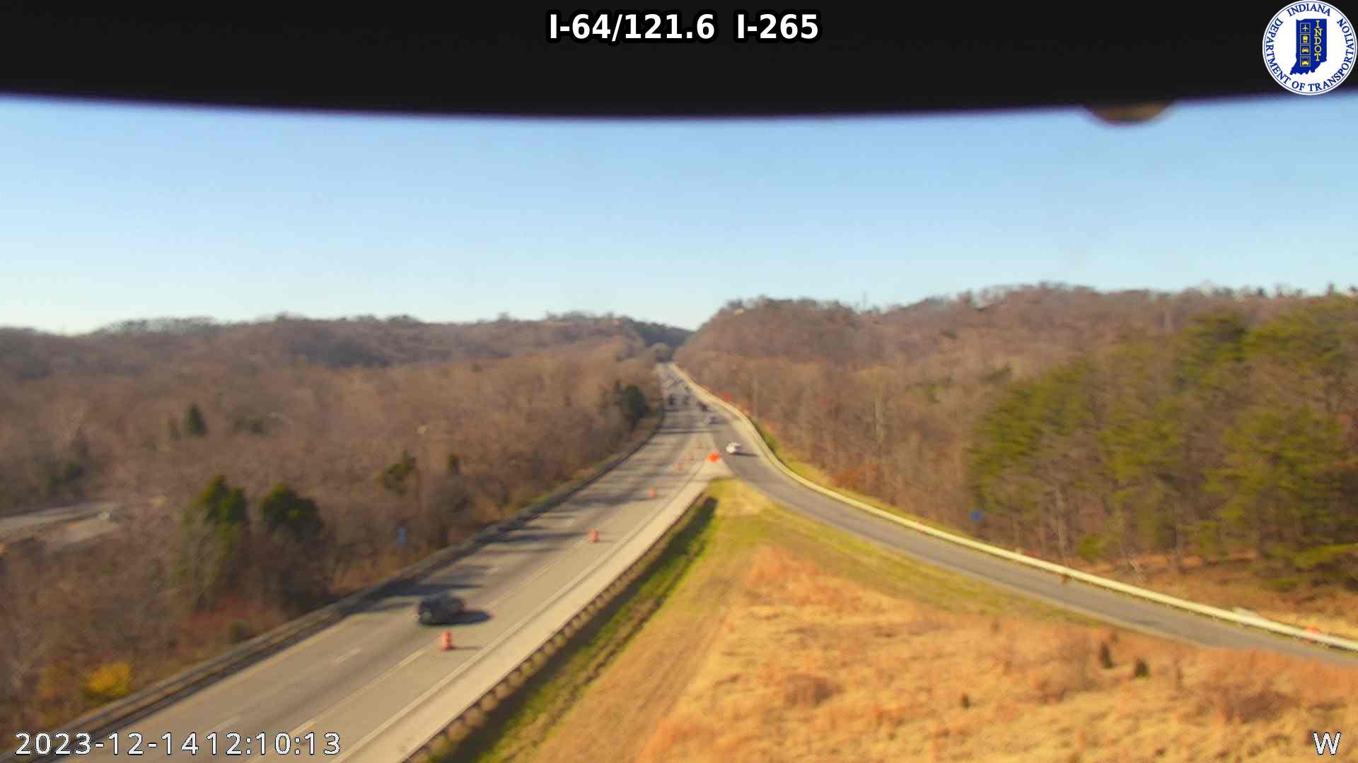 Traffic Cam Silver Hills: I-64: I-64/121.6 I-265: I-64/121.6 I-265