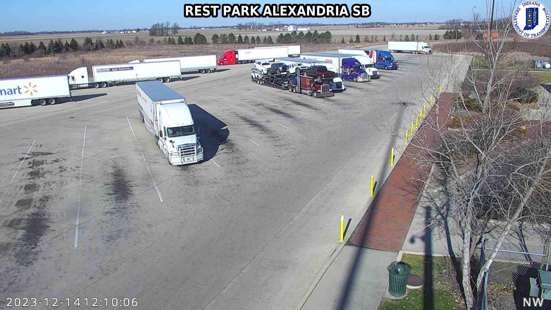 Traffic Cam Janney: I-69: REST PARK ALEXANDRIA SB